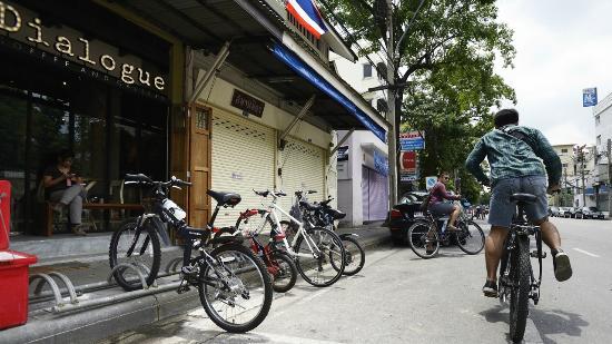 Dialogue Coffee and Gallery